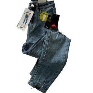 NWT YMI Slim Straight Ankle SZ 1/25